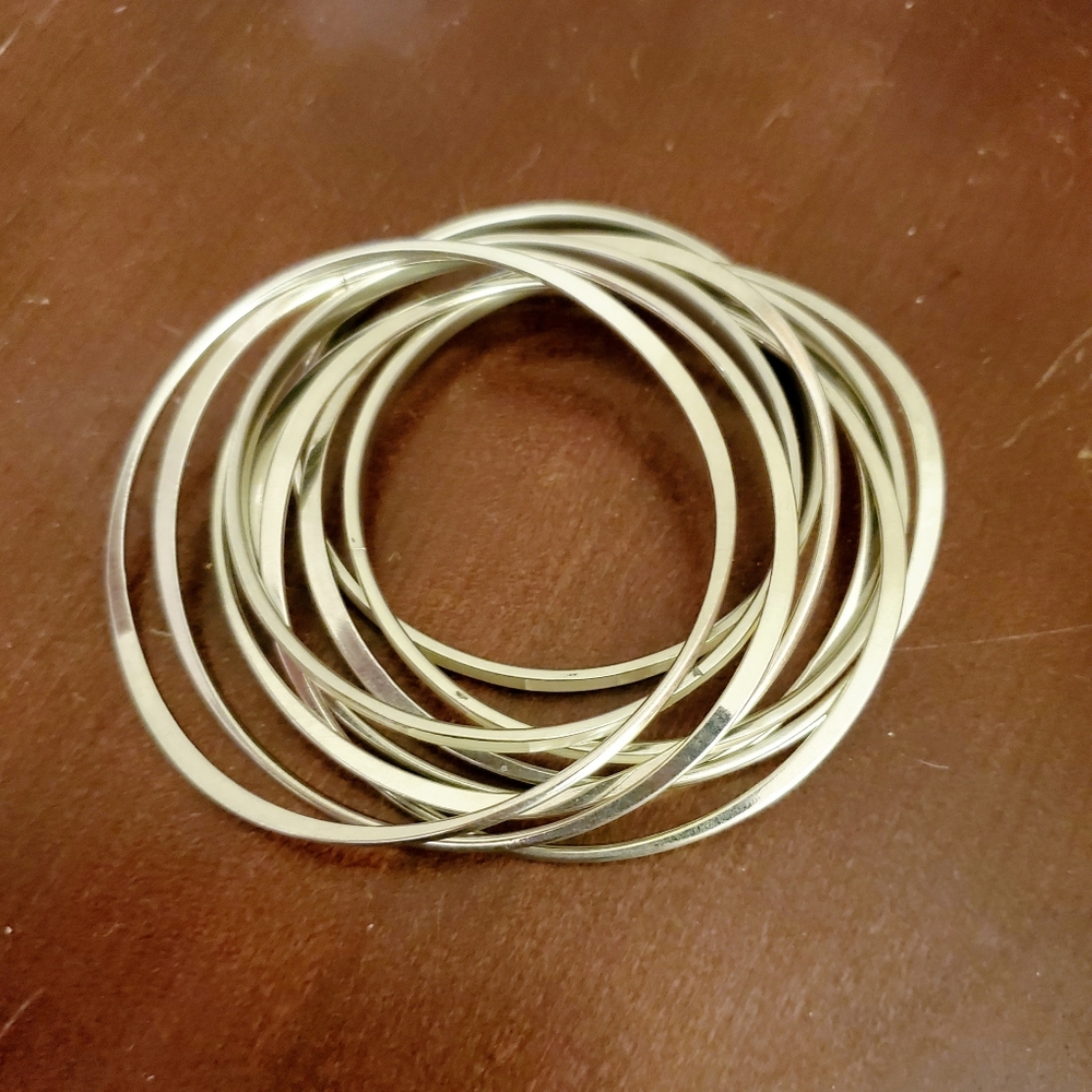 3/$15 Deal! - Ceramic & Silver Bangle Bracelet Set - Picture 3 of 4